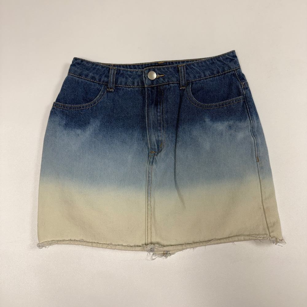 Forever 21 Denim Mini Skirt Ombre Blue Cream Frayed Hem Y2K Size S